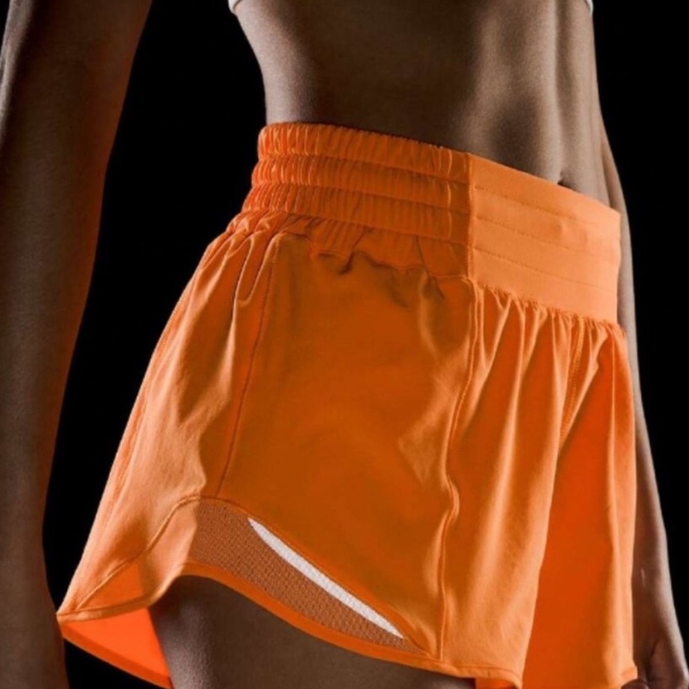 Lululemon orange soda high rise hotty hot 2.5” size 4